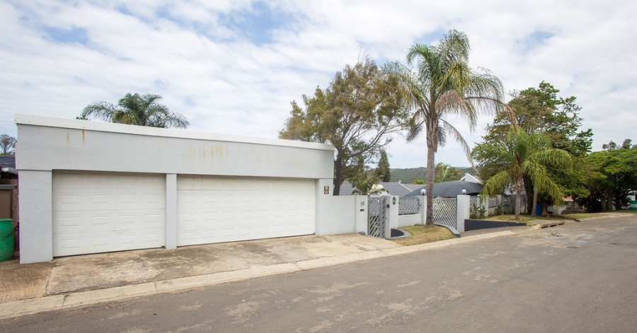 4 Bedroom Property for Sale in Nahoon Valley Park Eastern Cape